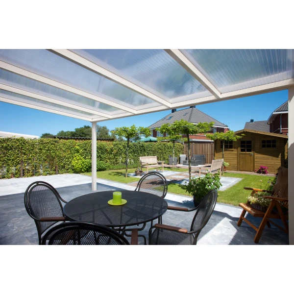 zadaszenie z poliwęglanu 